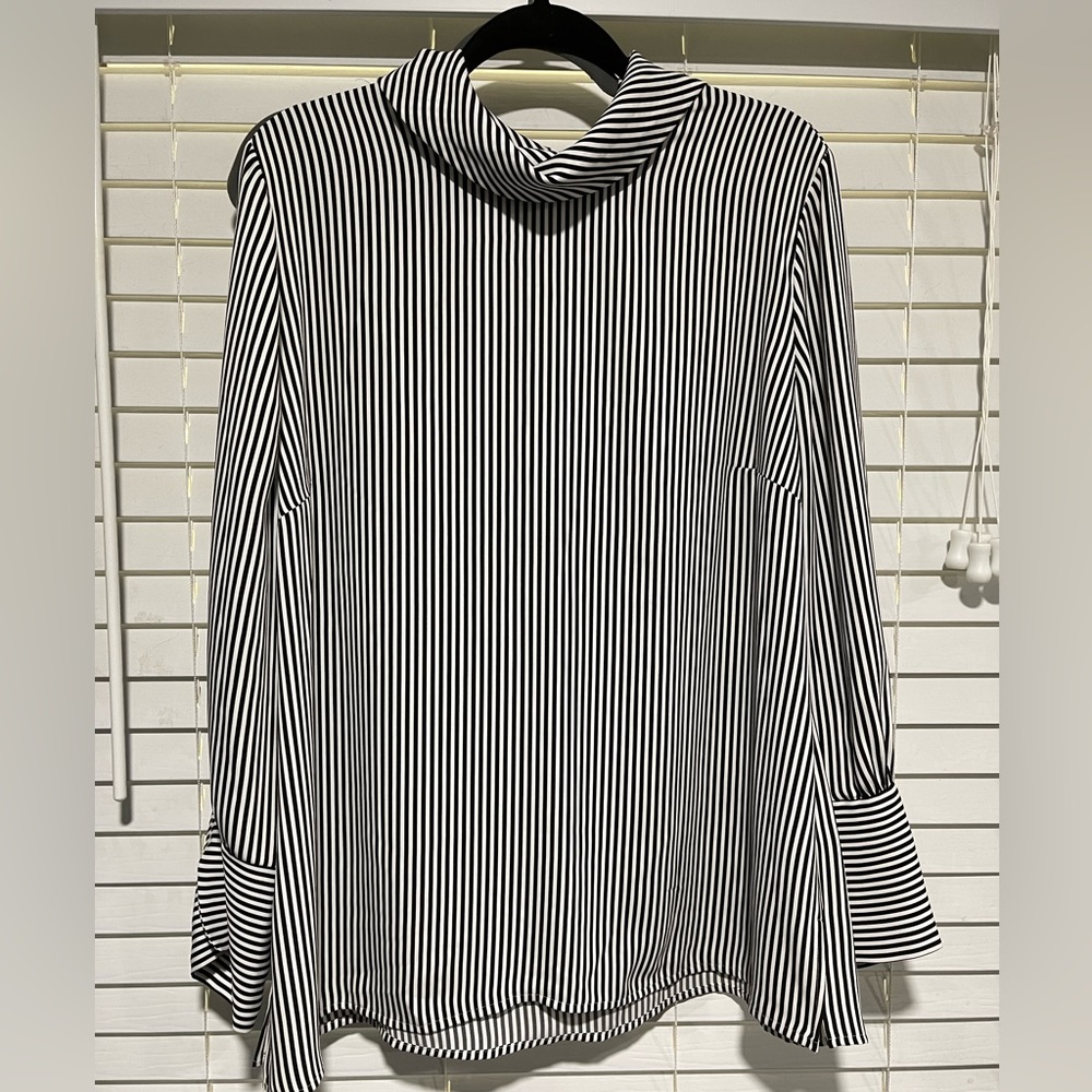 Chico’s striped mock neck blouse XL